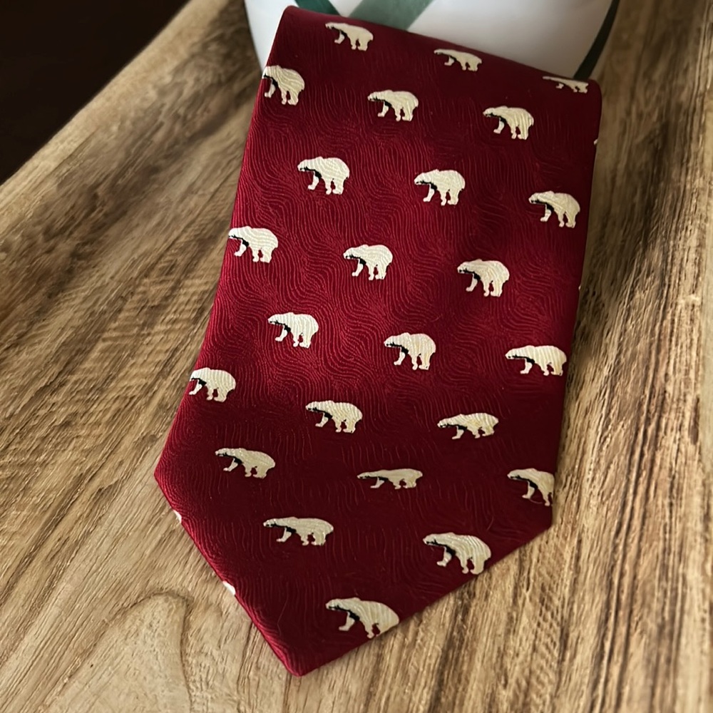 Polar Bear tie 100% silk